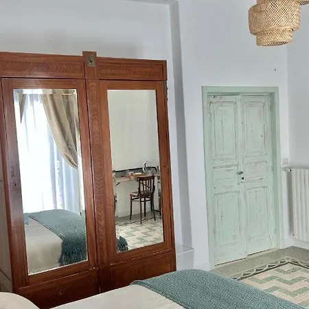 Couette-café Dimora Al Campanile