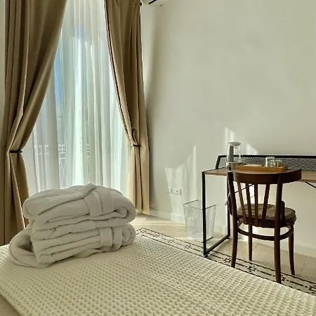 Dimora Al Campanile Bed & Breakfast *