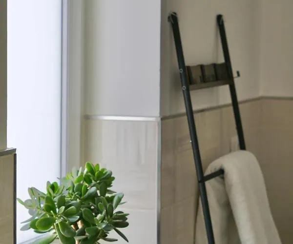 Bed & Breakfast Dimora Al Campanile 3*